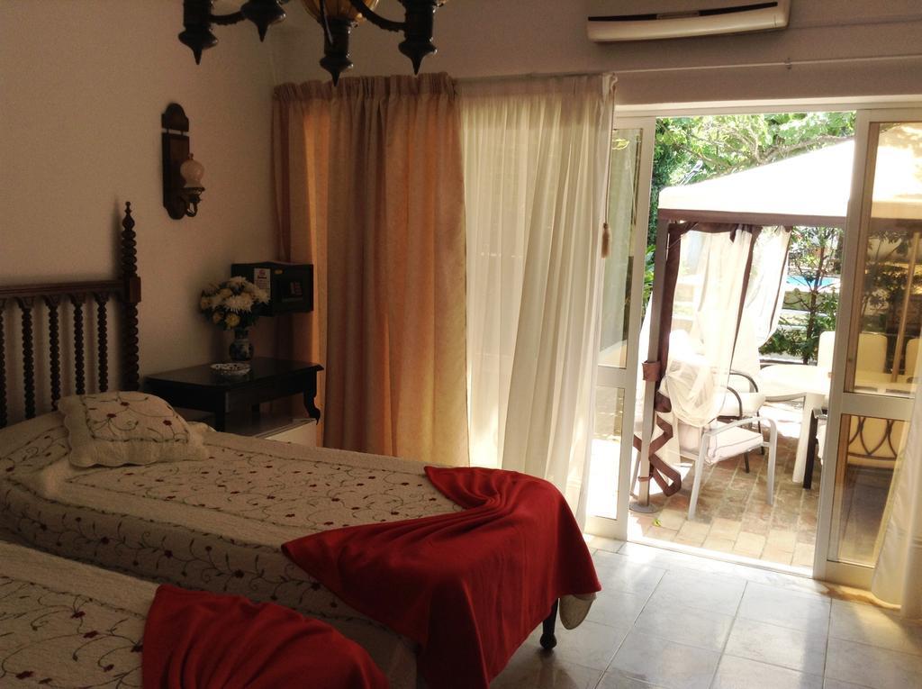 Casa Amarela Guesthouse Lagos Buitenkant foto