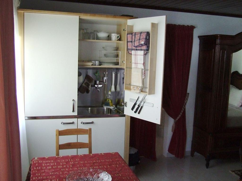 Casa Amarela Guesthouse Lagos Kamer foto