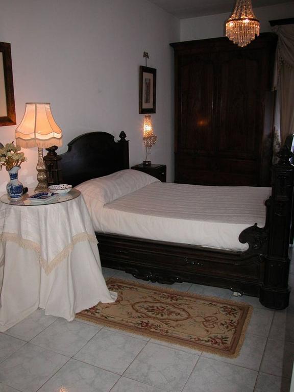 Casa Amarela Guesthouse Lagos Kamer foto